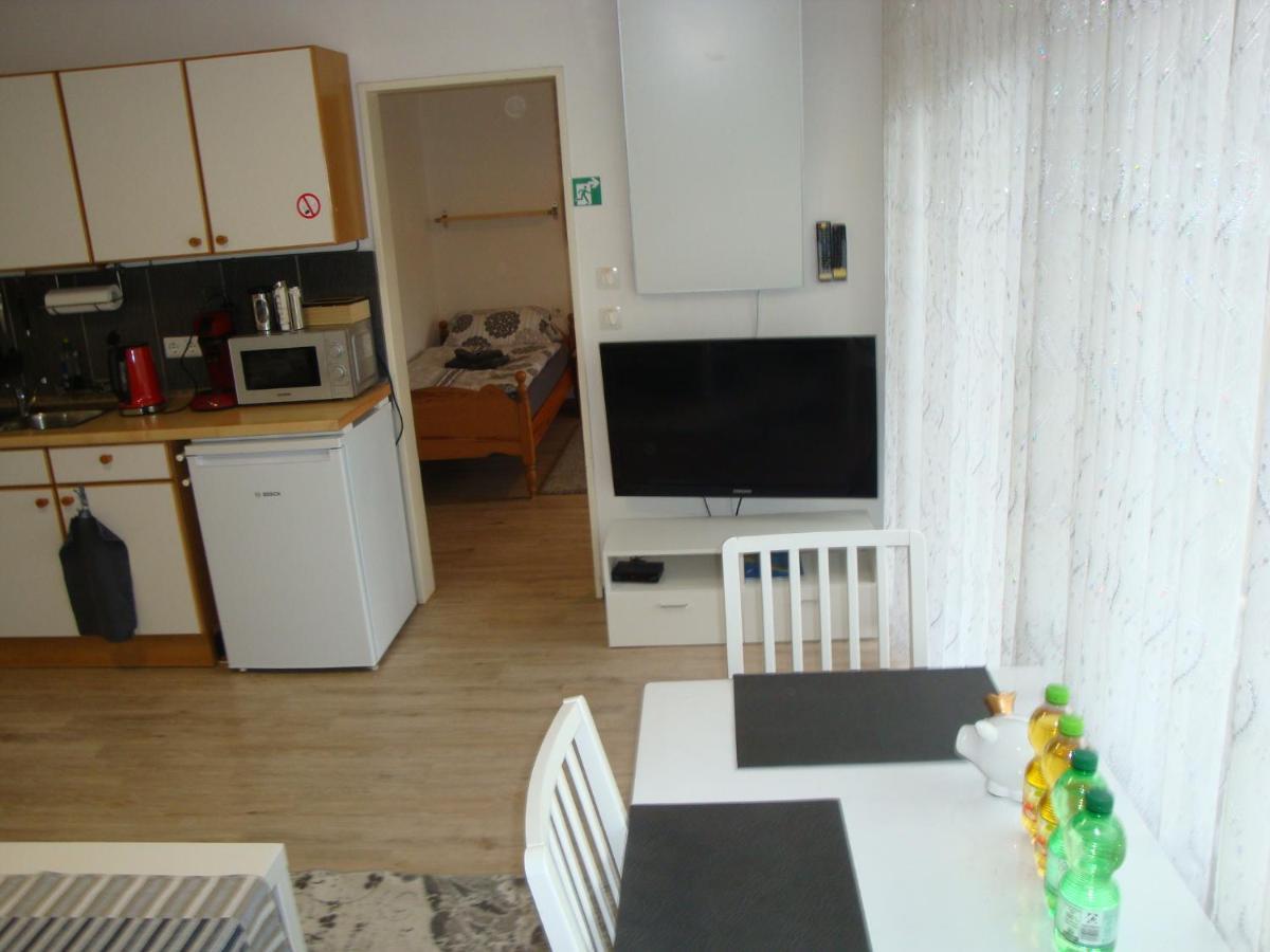 Tac Home 2-Zimmer Wohnung Зиндельфинген Экстерьер фото